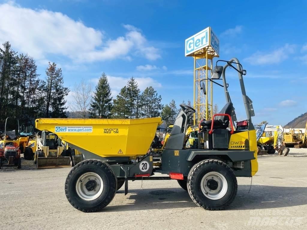 Neuson DW30 Stavebné sklápače