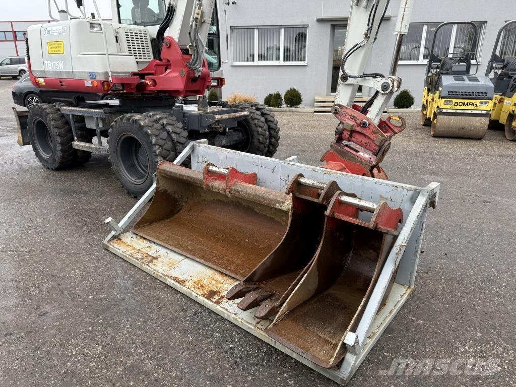 Takeuchi TB 175 W Kolesové rýpadlá