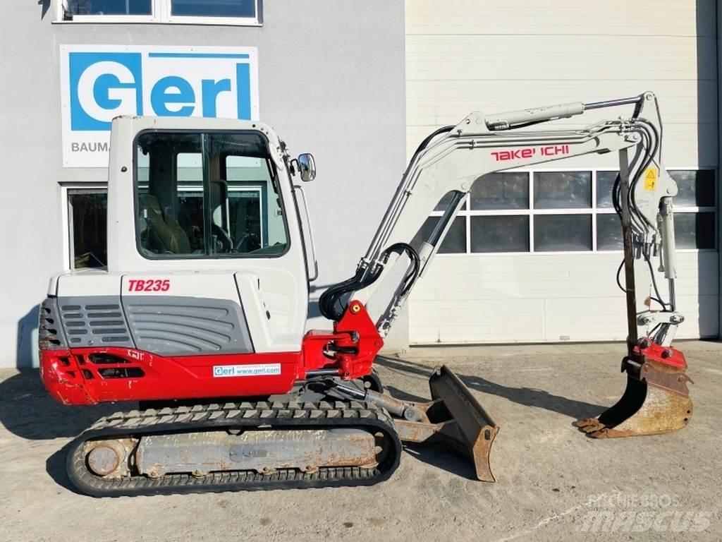 Takeuchi TB235 Mini rýpadlá < 7t