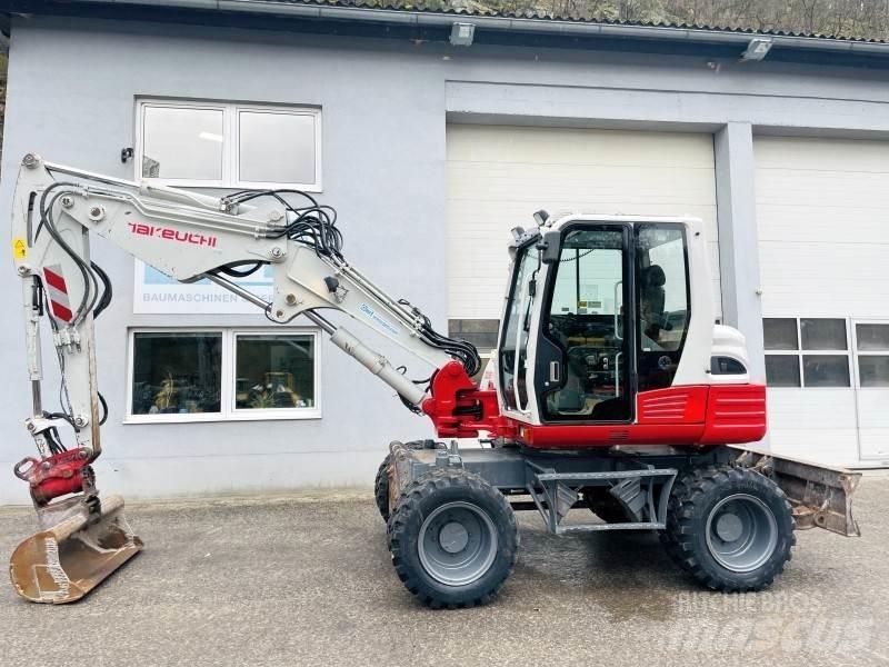 Takeuchi TB295W Kolesové rýpadlá