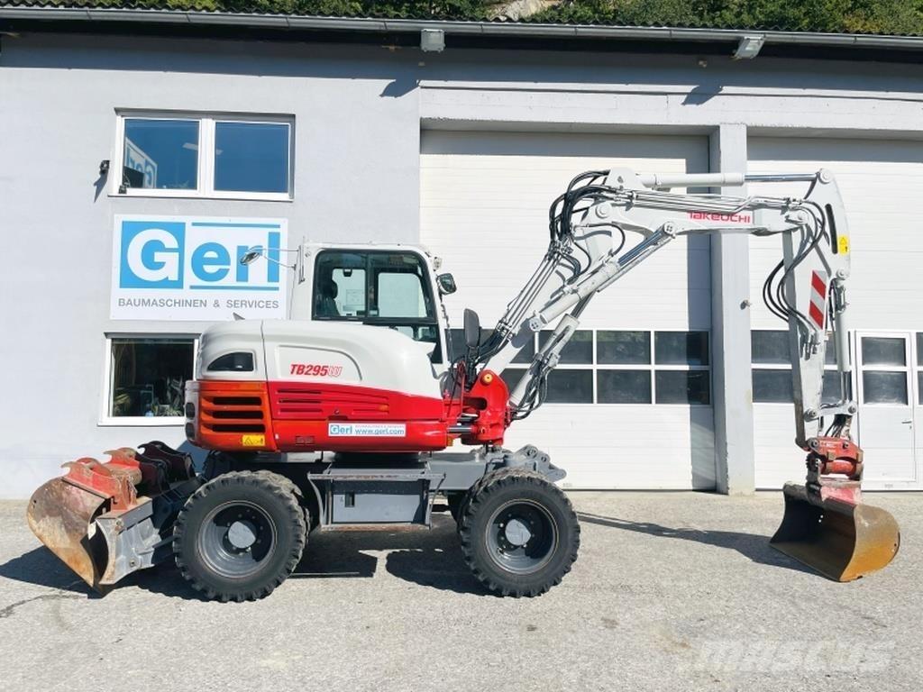 Takeuchi TB295W Kolesové rýpadlá