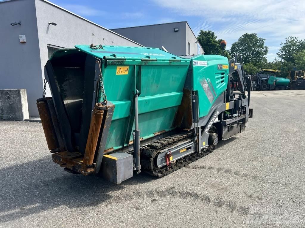 Vögele Super 800-3i Finišéry