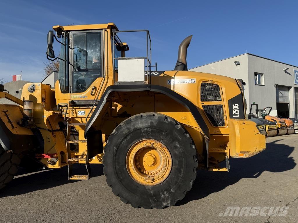 Volvo L 250 G Kolesové nakladače