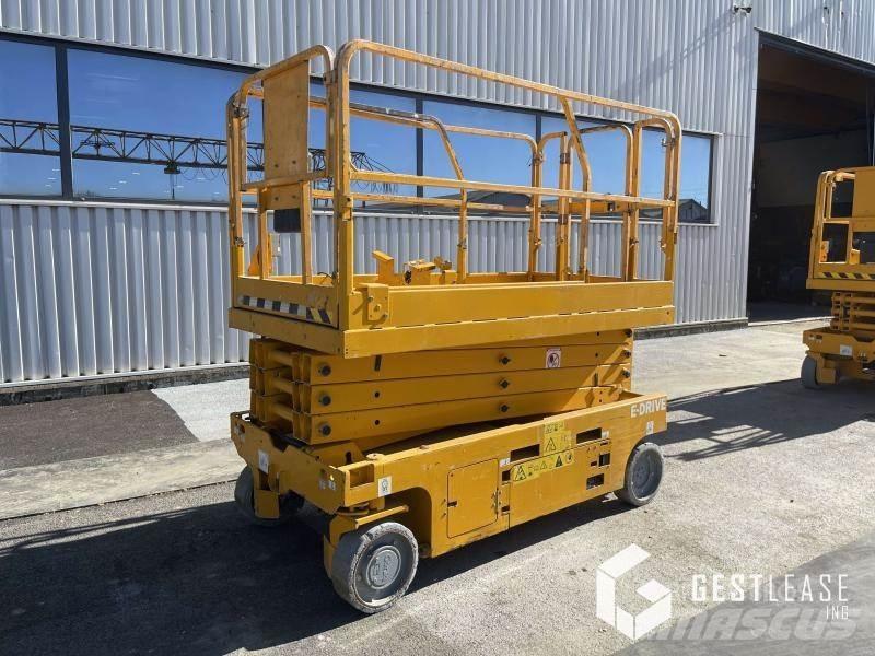 Genie GS-2646 Kĺbové plošiny
