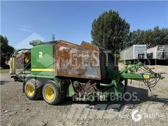 John Deere 744 Ovíjačky