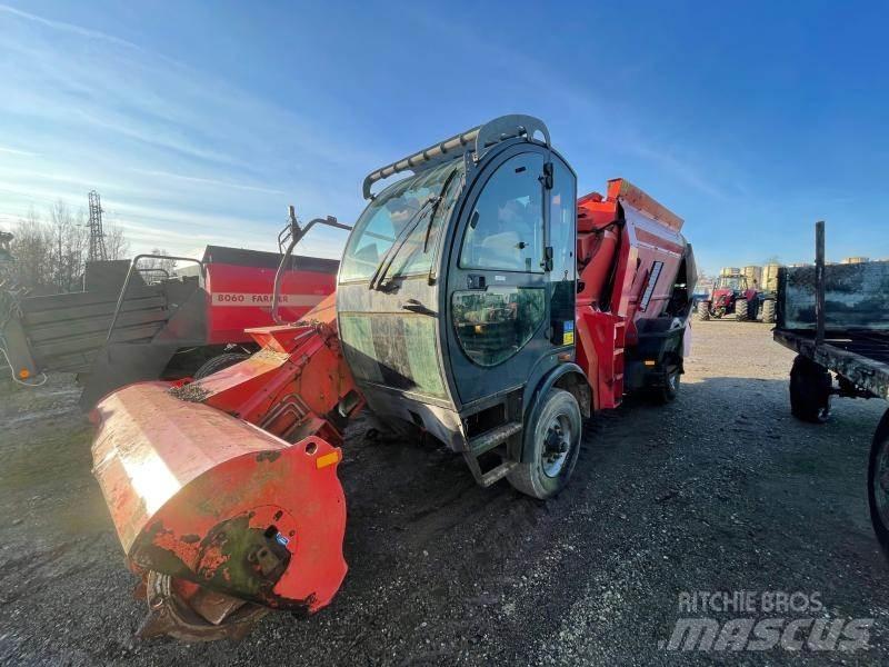 Kuhn SP 14 Miešačky krmív
