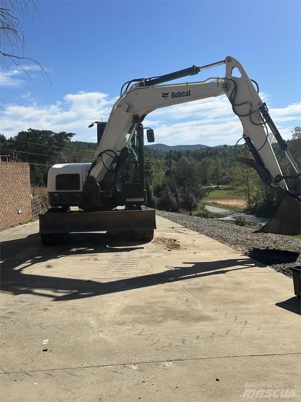 Bobcat E85 Pásové rýpadlá
