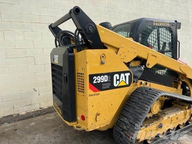 CAT 299D2 XHP Šmykom riadené nakladače