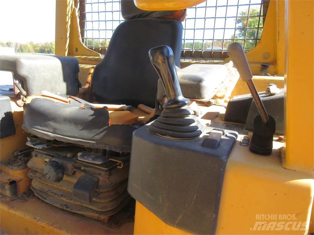 CAT D5G LGP Pásové dozéry