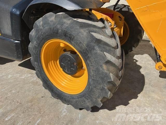 JCB 535-95 Iné