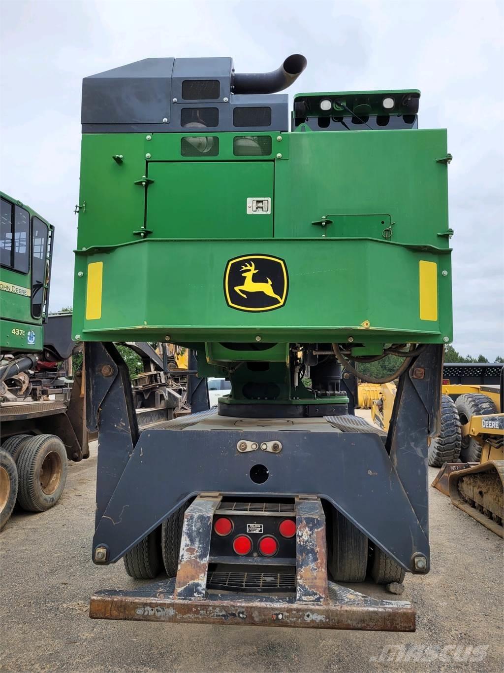 John Deere 437E Pásové nakladače