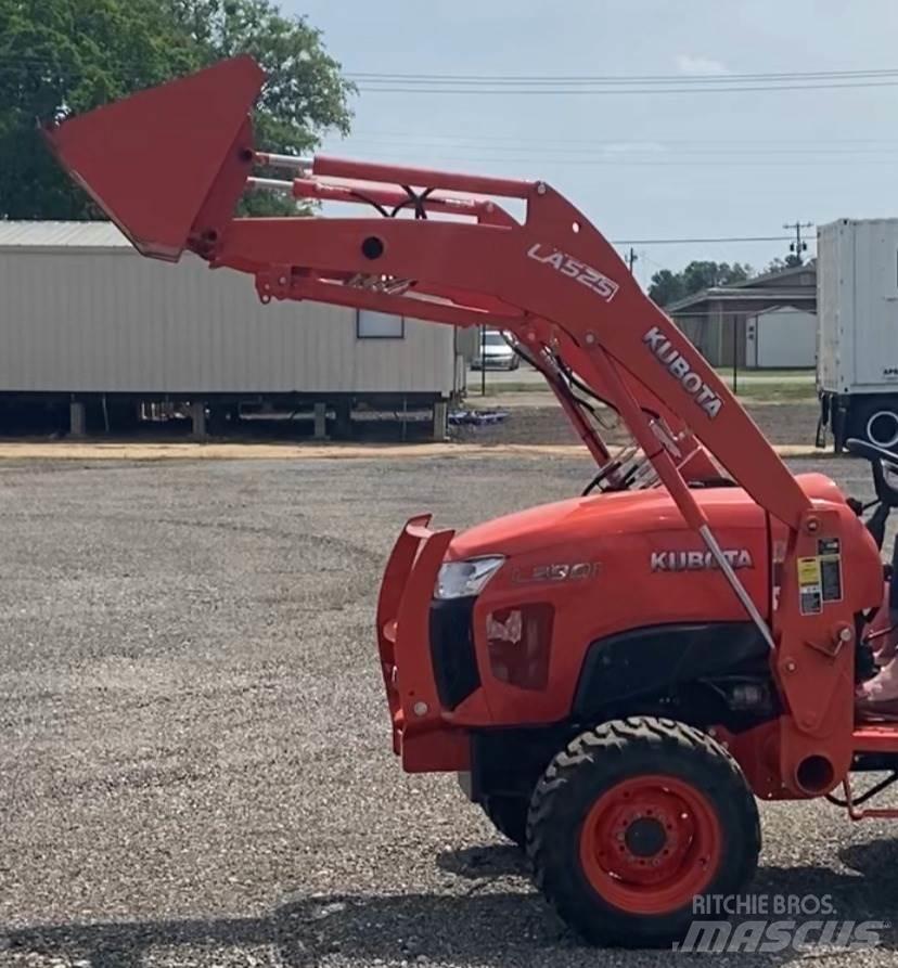 Kubota L3901 Traktory