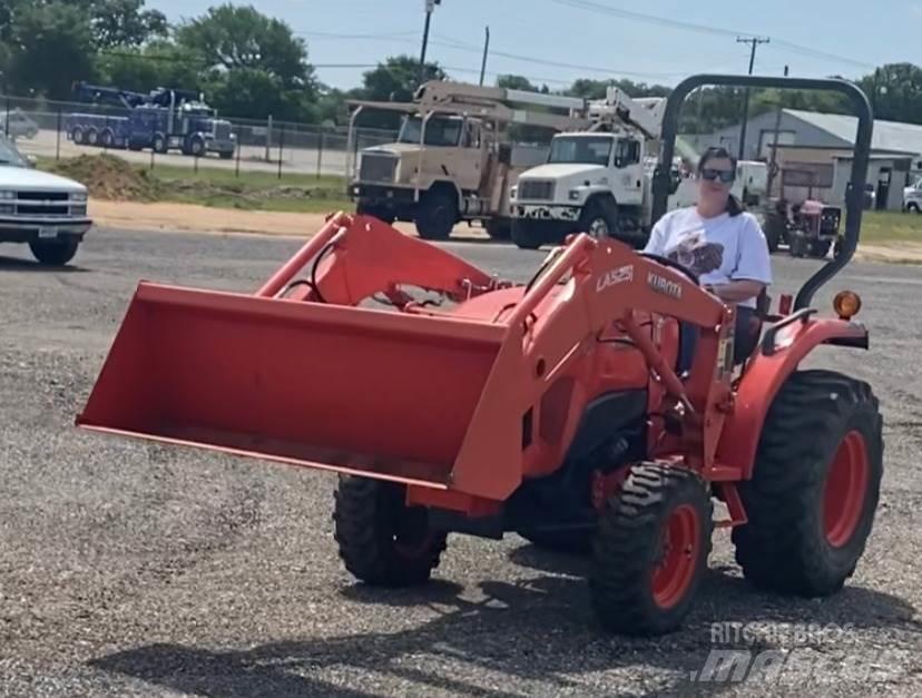 Kubota L3901 Traktory