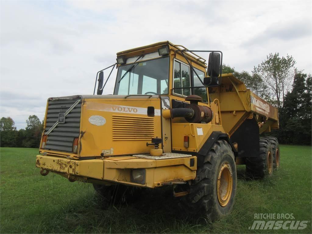 Volvo A25C Sklápače