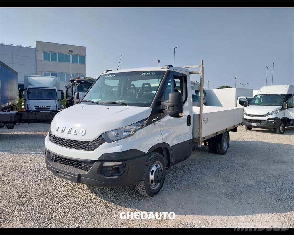 Iveco 35C15 Skriňová nadstavba