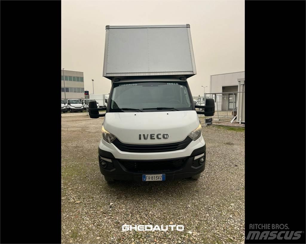 Iveco 35C18 Skriňová nadstavba
