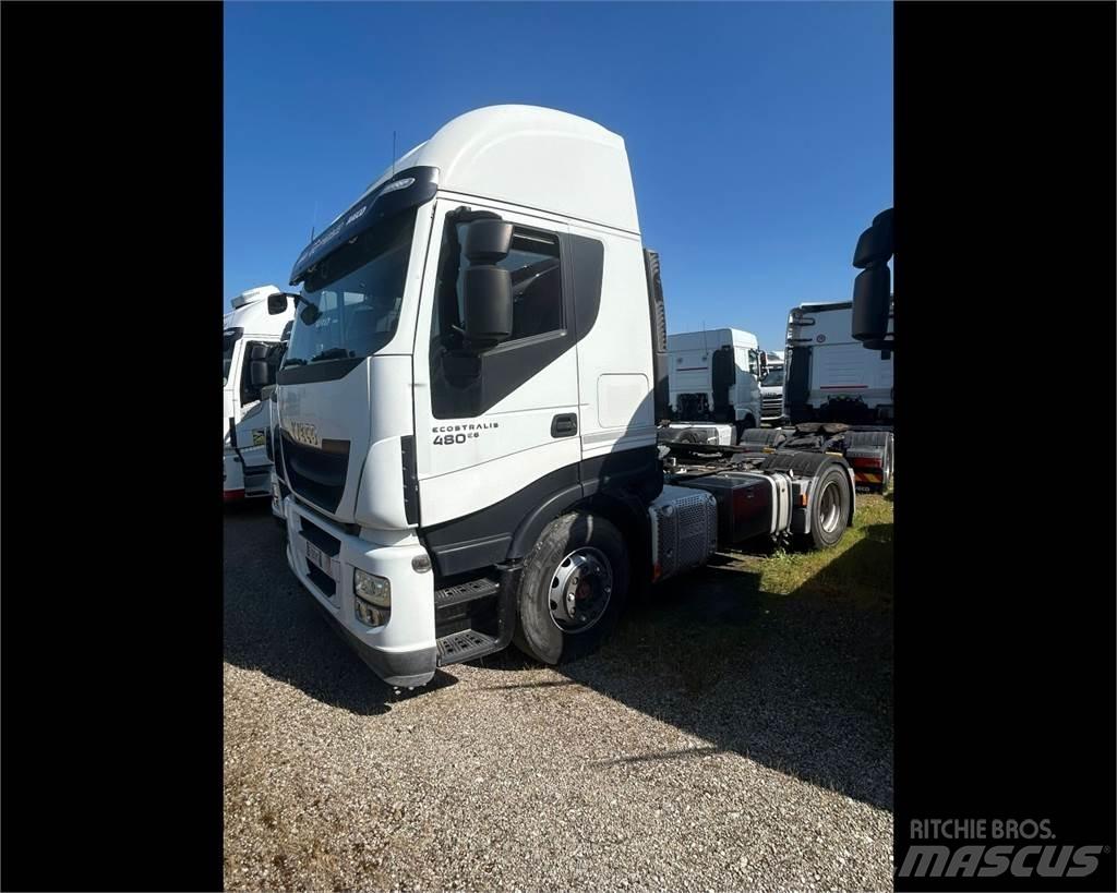 Iveco AS440S48 Skriňová nadstavba