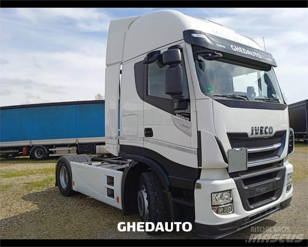 Iveco AS440S48T/P Skriňová nadstavba
