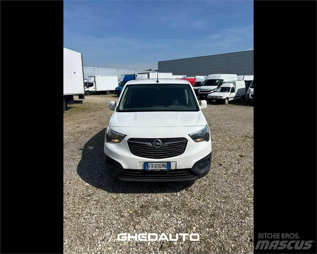 Opel Combo III 2012 Skriňová nadstavba