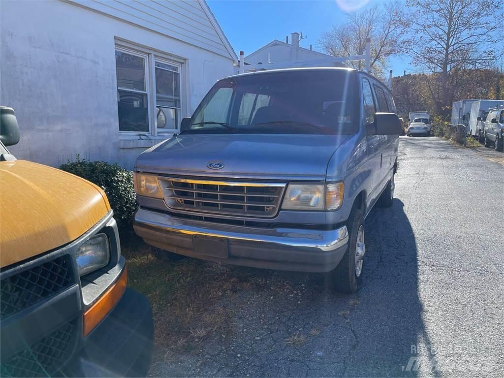 Ford E-250 Dodávky