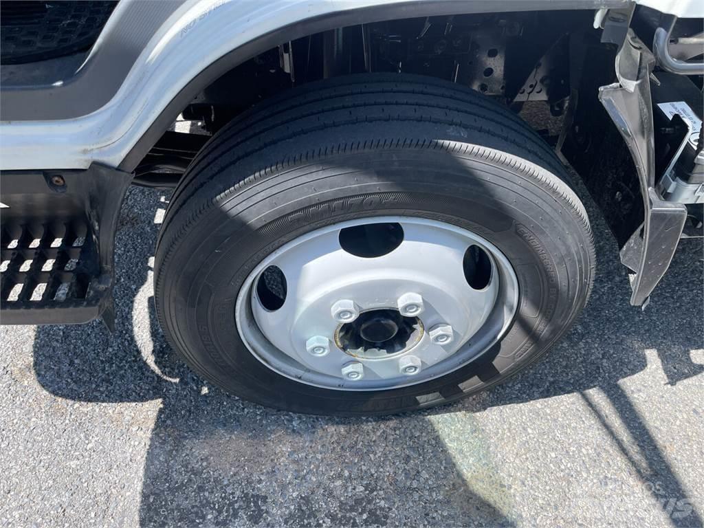 Isuzu NRR Skriňová nadstavba