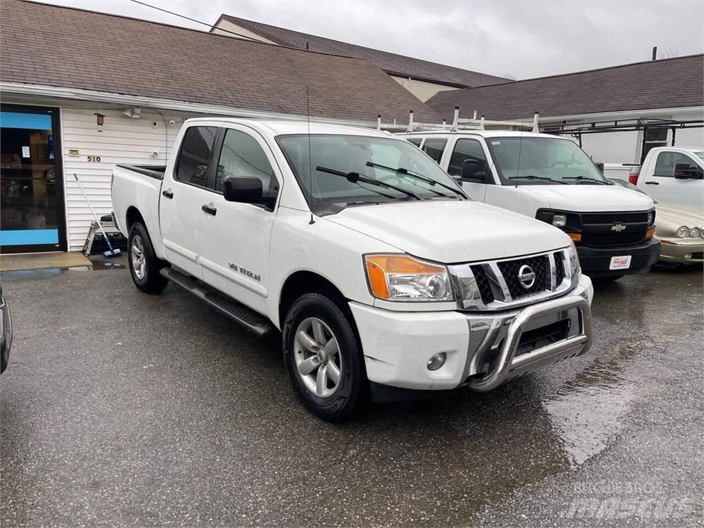 Nissan Titan Nakladacia/sklápacia bočnica