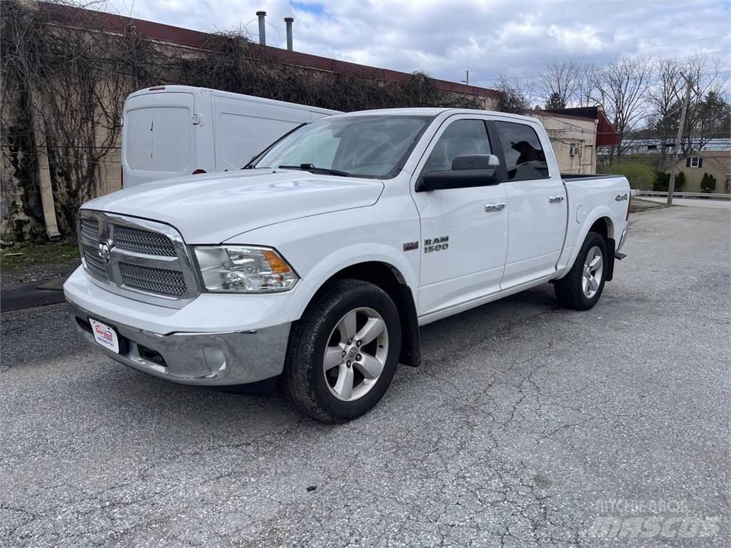 RAM 1500 Nakladacia/sklápacia bočnica