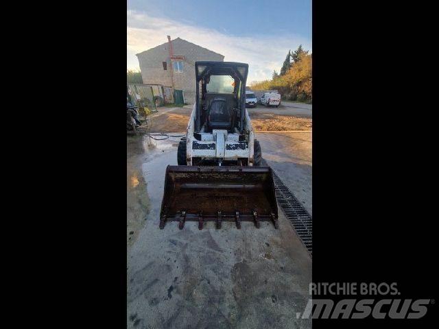 Bobcat S130 Manipulácia s materiálom - ostatné