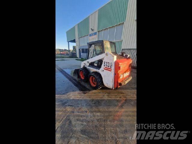 Bobcat S130 Manipulácia s materiálom - ostatné