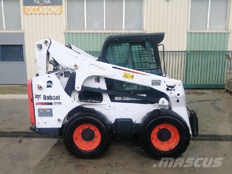 Bobcat S770 Kolesové nakladače