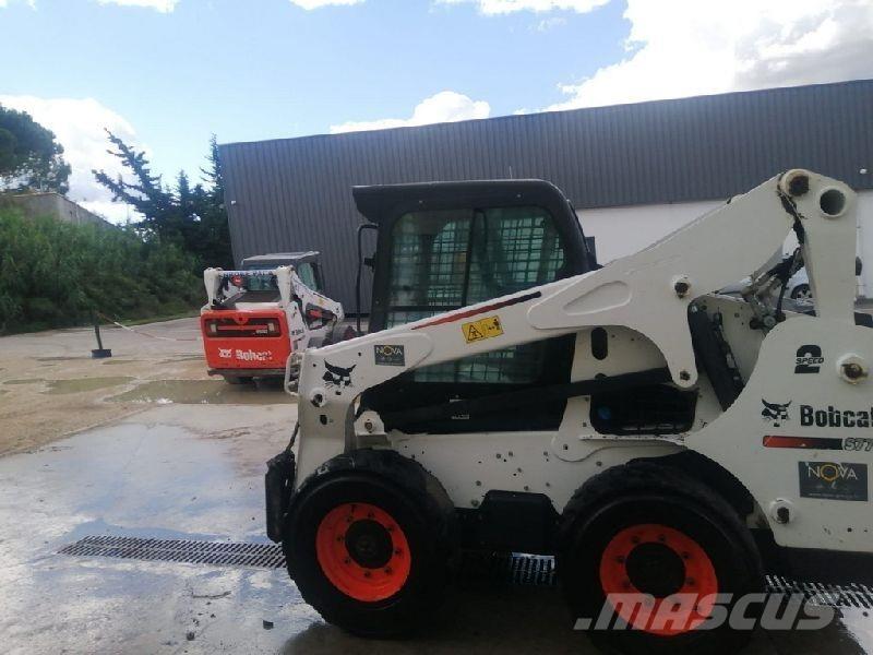 Bobcat S770 Kolesové nakladače
