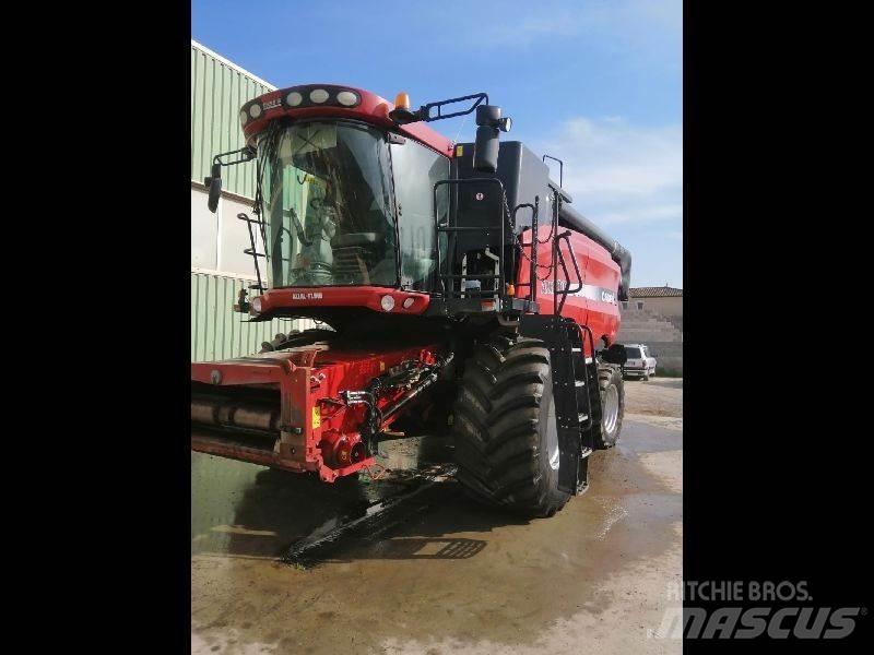 Case IH AFX 8010 Príslušenstvo a náhradné diely ku kombajnom