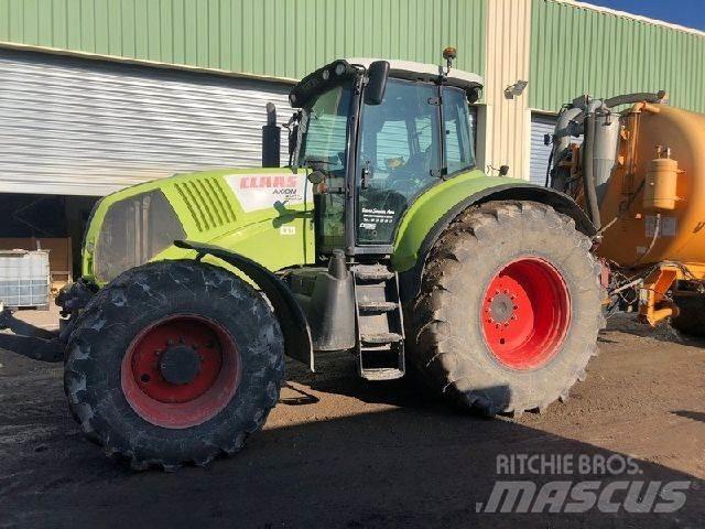 CLAAS AXION 850 Traktory
