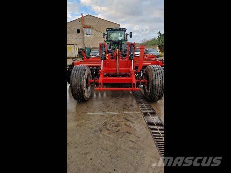 Gregoire V44 Brány