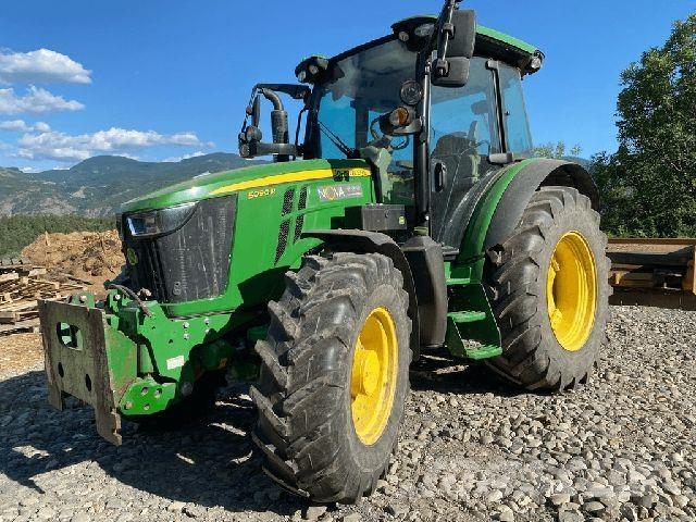 John Deere 5090R Traktory
