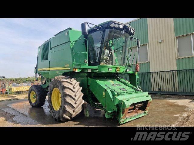 John Deere C670 Príslušenstvo a náhradné diely ku kombajnom