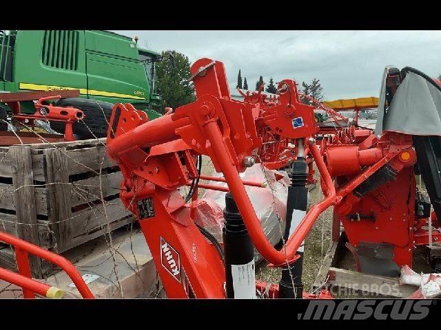 Kuhn 10812 Obracače a zhrabovače sena