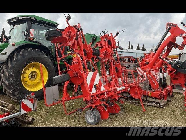 Kuhn 7902 Obracače a zhrabovače sena