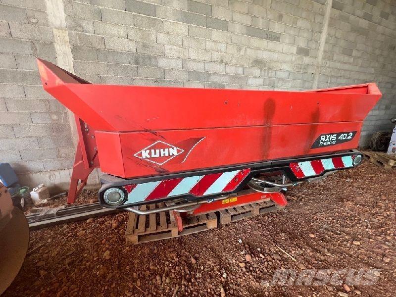 Kuhn AXIS 40.2 Rozmetadlá priemyselných hnojív