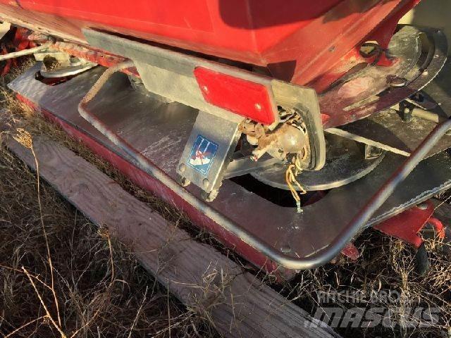 Kuhn GLB 1400 Rozmetadlá priemyselných hnojív