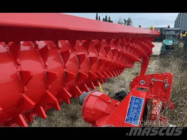 Kuhn HR 3004 Brány