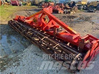 Kuhn HR404 Brány