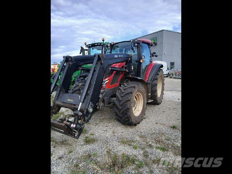 Valtra G115 Traktory