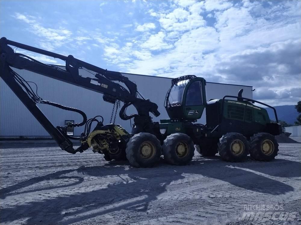John Deere 1270G Stínacie harvestory