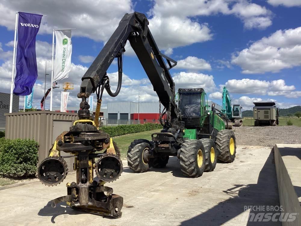 John Deere 1470G Stínacie harvestory