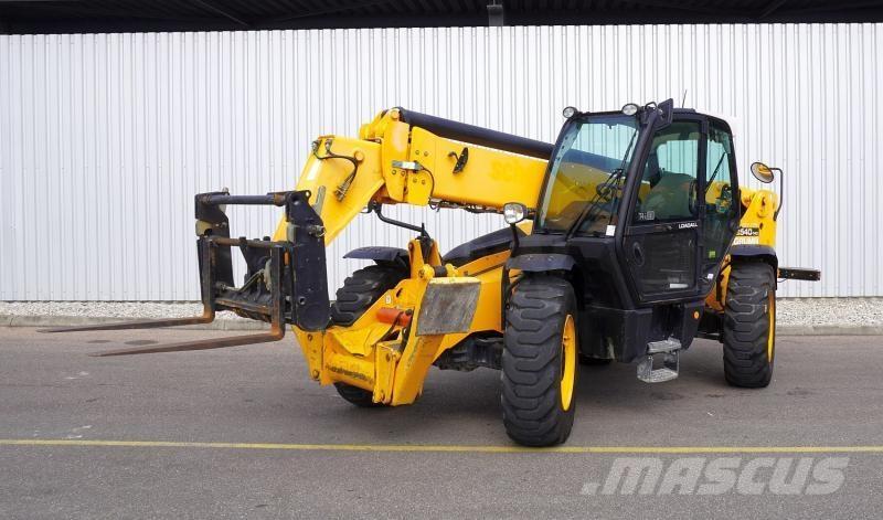 JCB 540-140 Teleskopické manipulátory