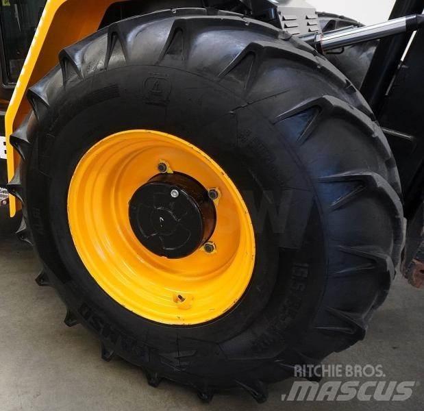 JCB 940-4 Terénne vysokozdvižné vozíky