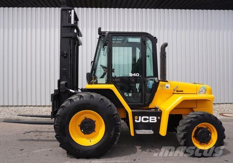 JCB 940-4 Terénne vysokozdvižné vozíky