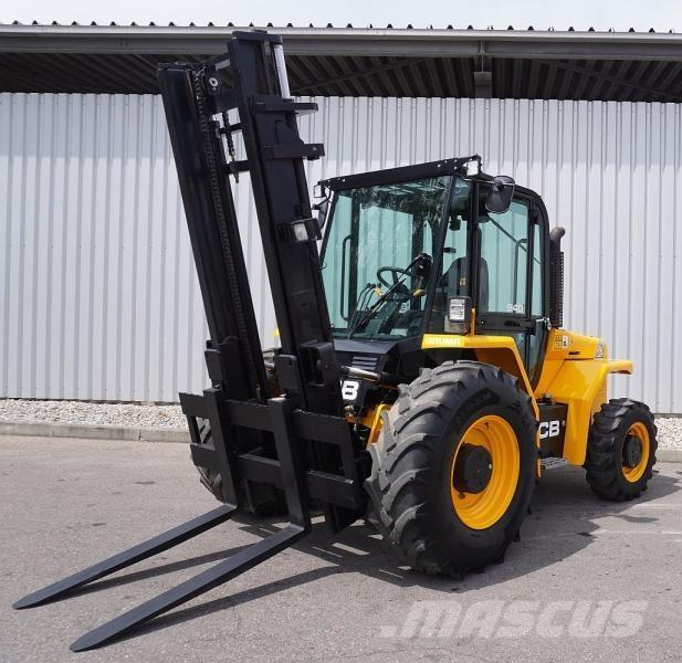 JCB 940-4 Terénne vysokozdvižné vozíky