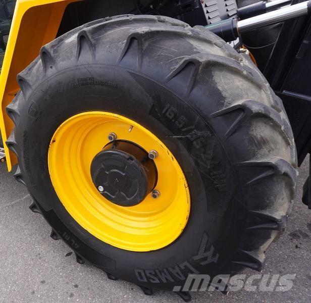 JCB 940-4 Terénne vysokozdvižné vozíky